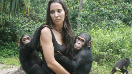Prix Animal’s Health remis à Rebeca Atencia, la directrice de Tchimpounga (JGI Congo)