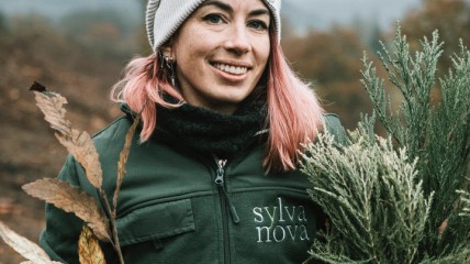 L'ancienne judoka de haut niveau Charline Van Snick est la nouvelle ambassadrice de l'Institut Jane Goodall en Belgique.